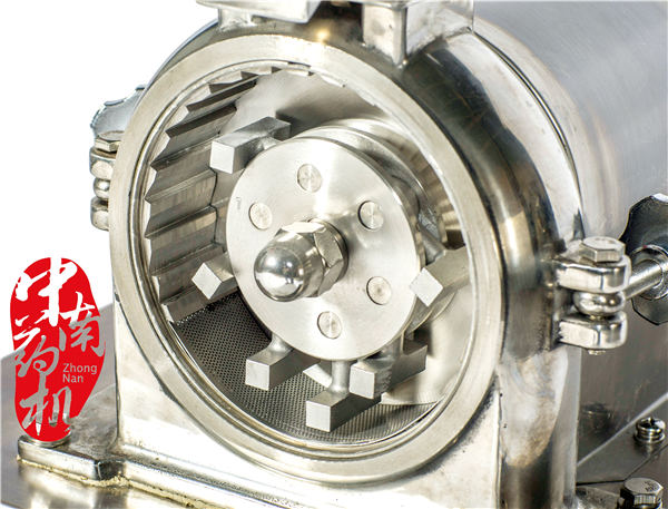 SF-130粉碎机局部.jpg SF-130粉碎机局部.jpg